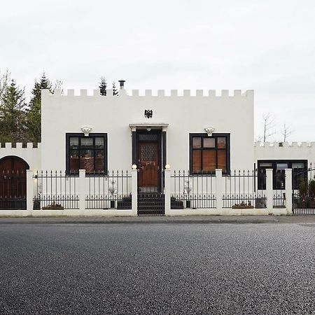 Little White Castle Apartment Keflavik Exterior photo